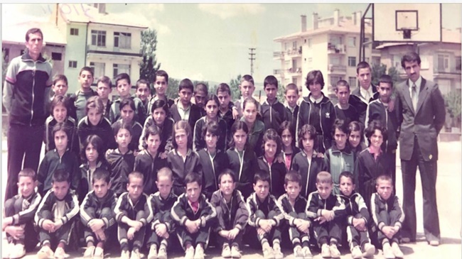 AHLATCI’DAN ÖĞRETMENLER  GÜNÜ’NE ÖZEL ANLAMLI MESAJ